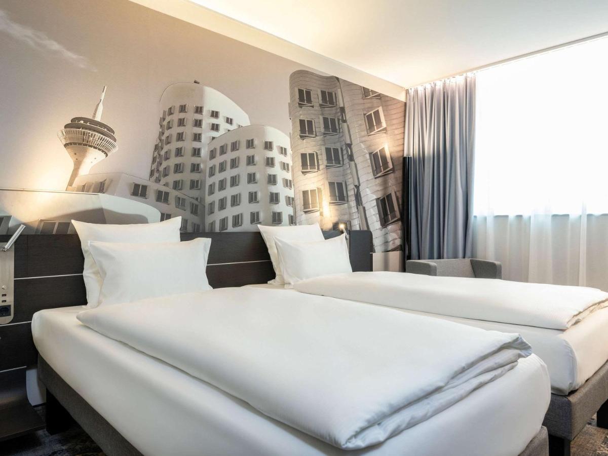 Novotel Duesseldorf Airport Esterno foto