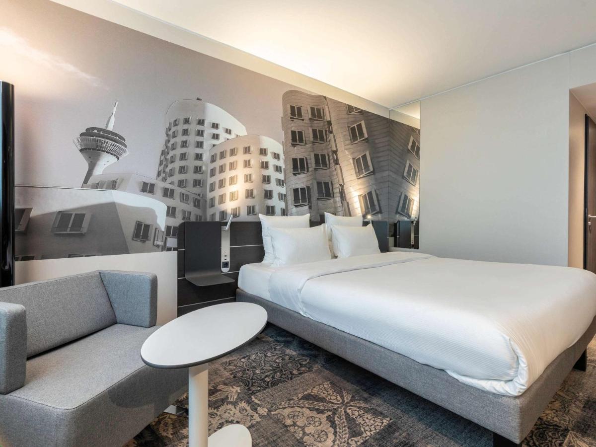Novotel Duesseldorf Airport Esterno foto