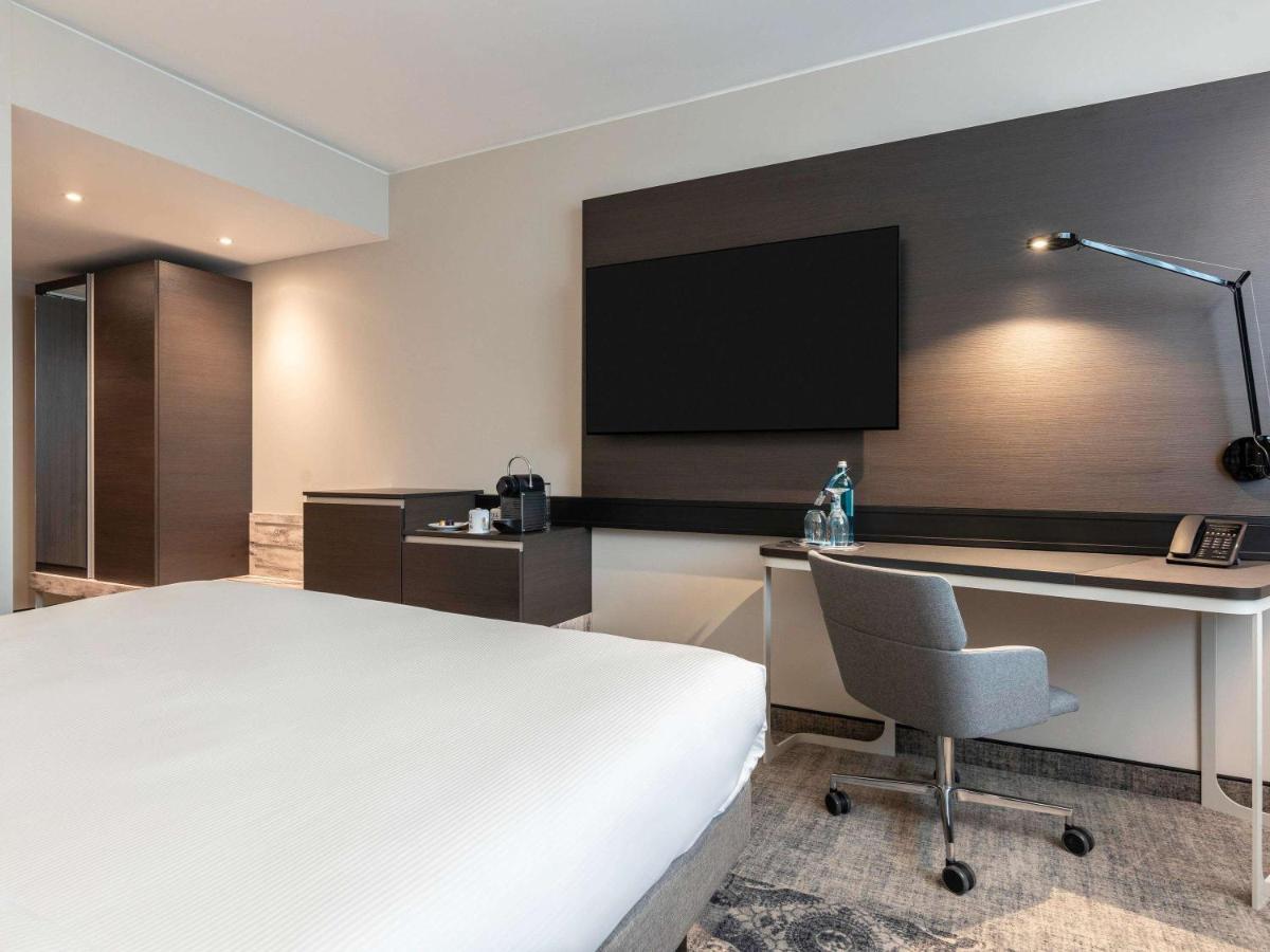 Novotel Duesseldorf Airport Esterno foto