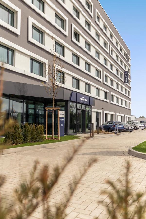 Novotel Duesseldorf Airport Esterno foto