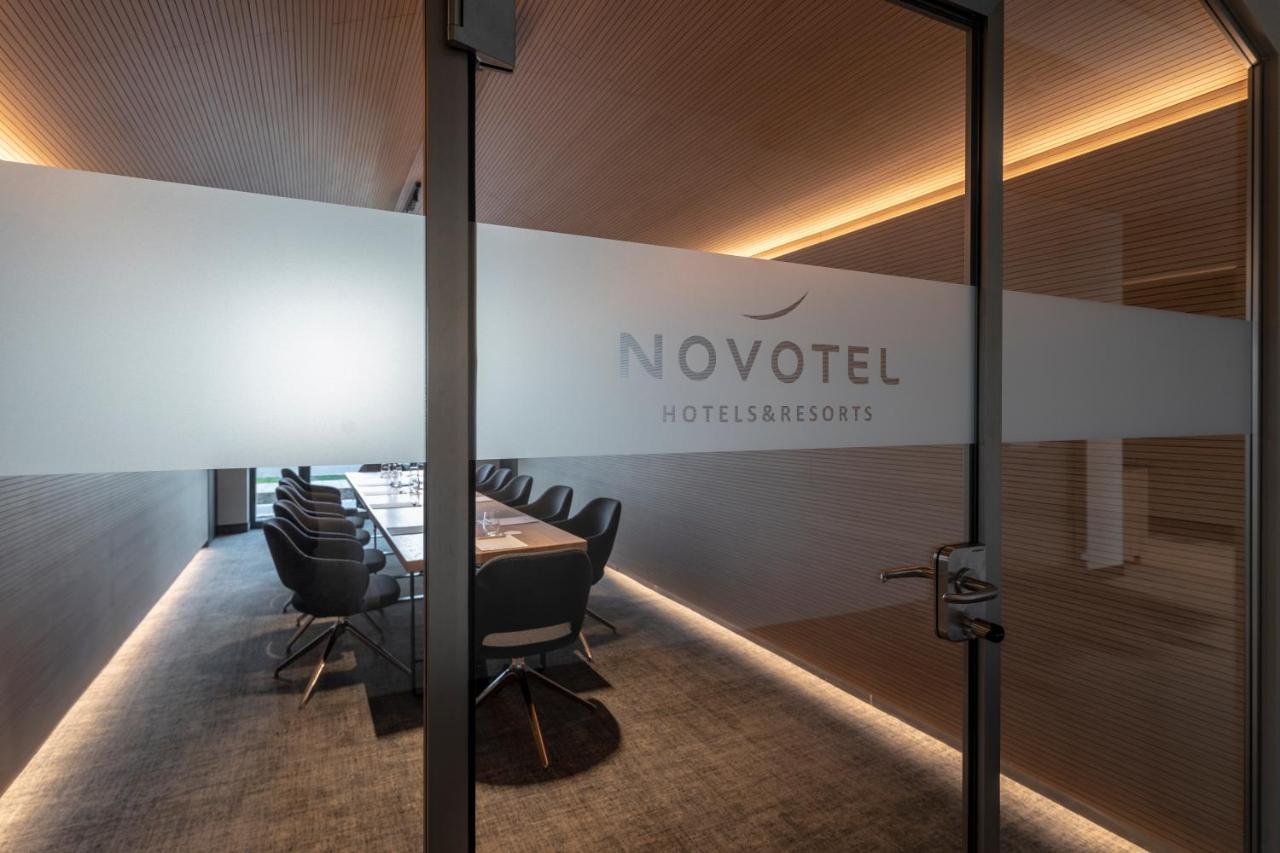 Novotel Duesseldorf Airport Esterno foto